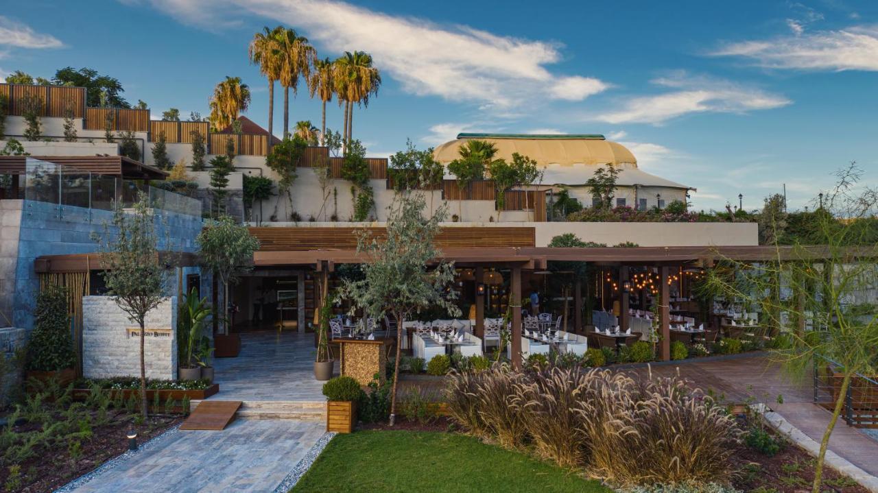 Kaya Palazzo & Residences Le Chic Отель